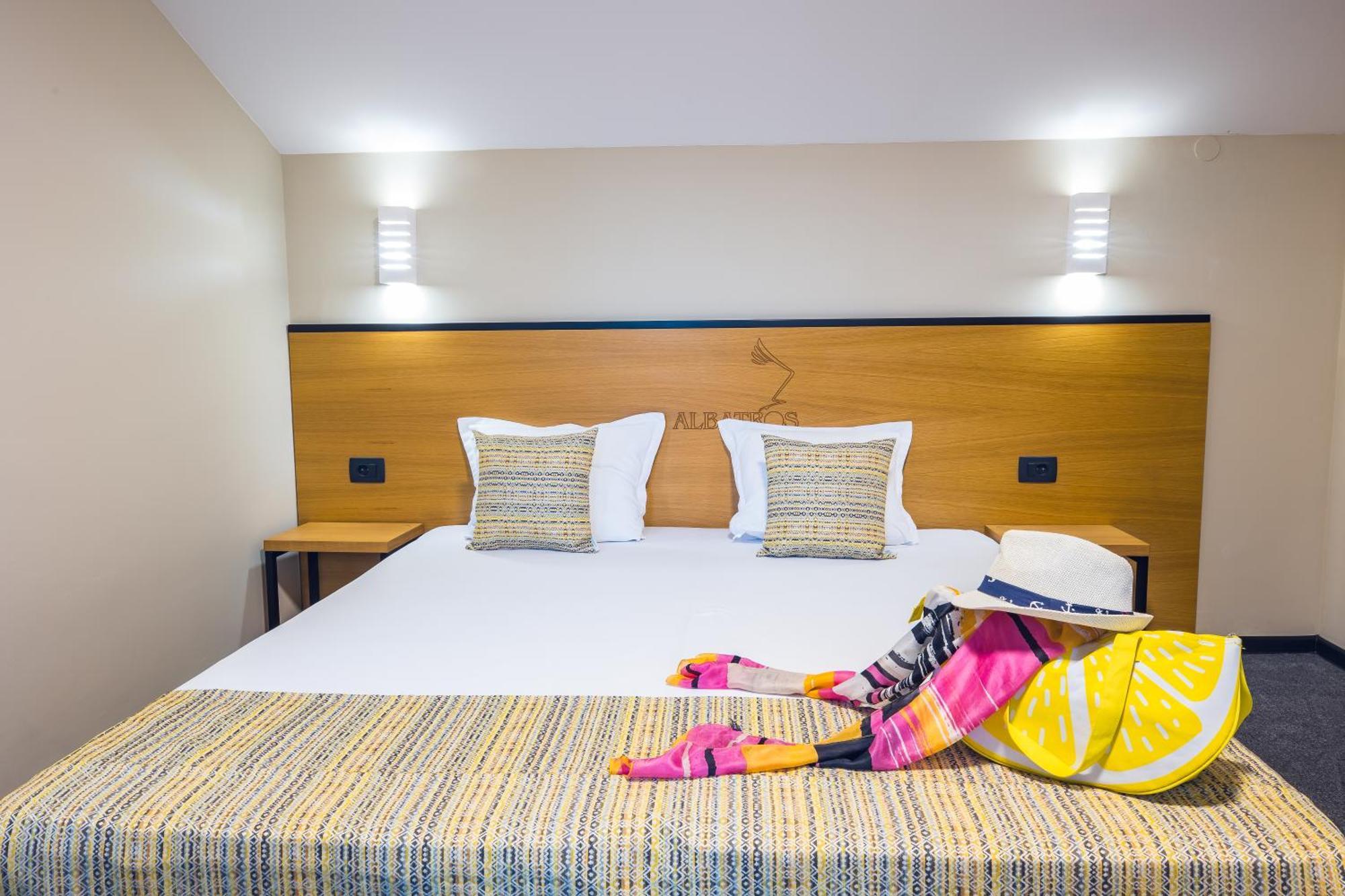 Hotel Albatros New Town سوزوبول المظهر الخارجي الصورة