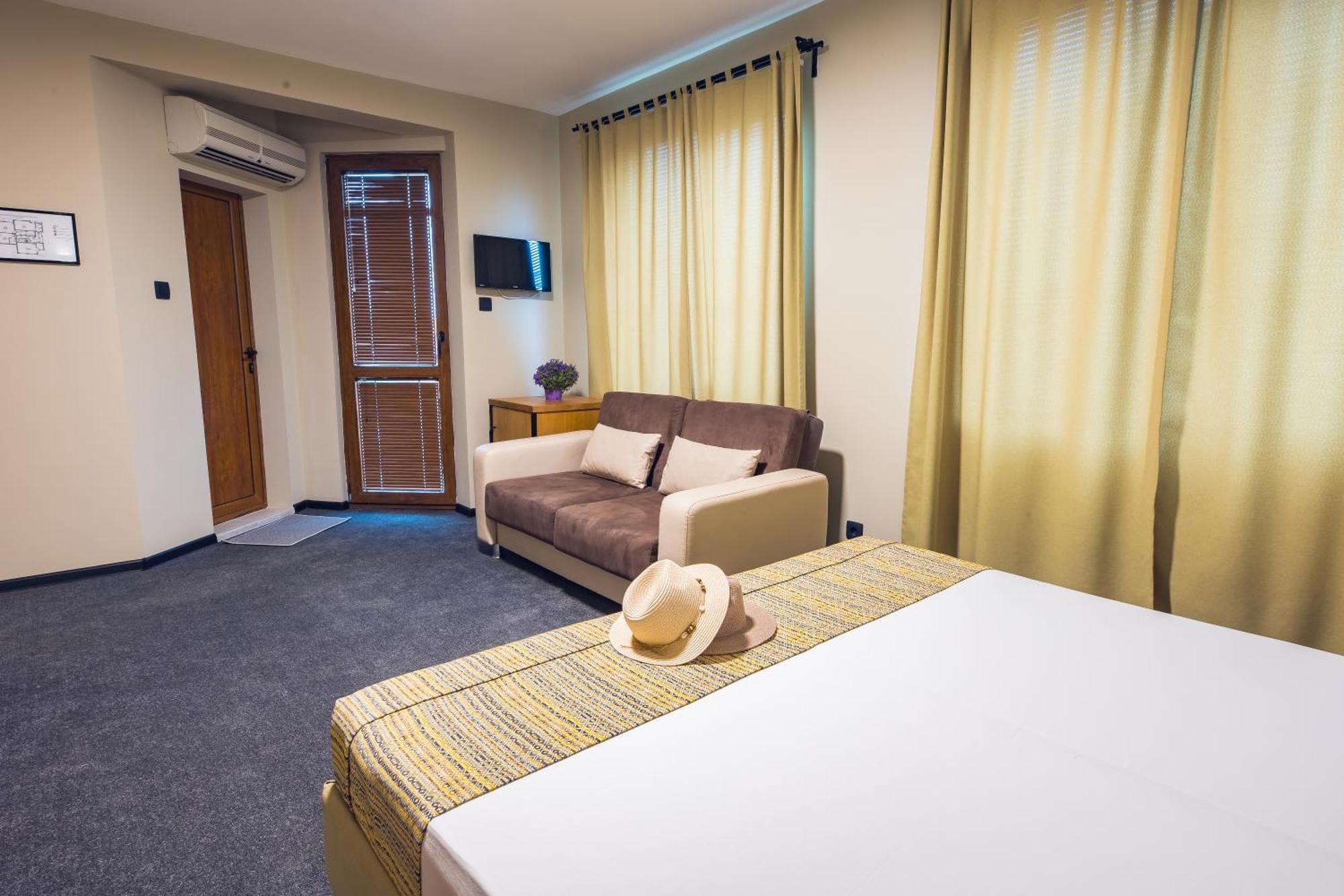 Hotel Albatros New Town سوزوبول المظهر الخارجي الصورة