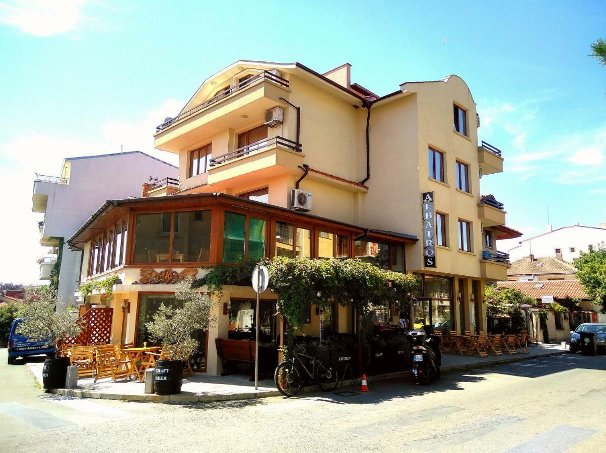 Hotel Albatros New Town سوزوبول المظهر الخارجي الصورة